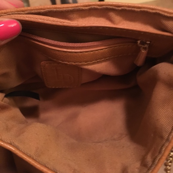 ***SOLD***Tan Mini Purse - Picture 4 of 7