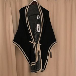 BCBG MAXAZRIA CARDIGAN!