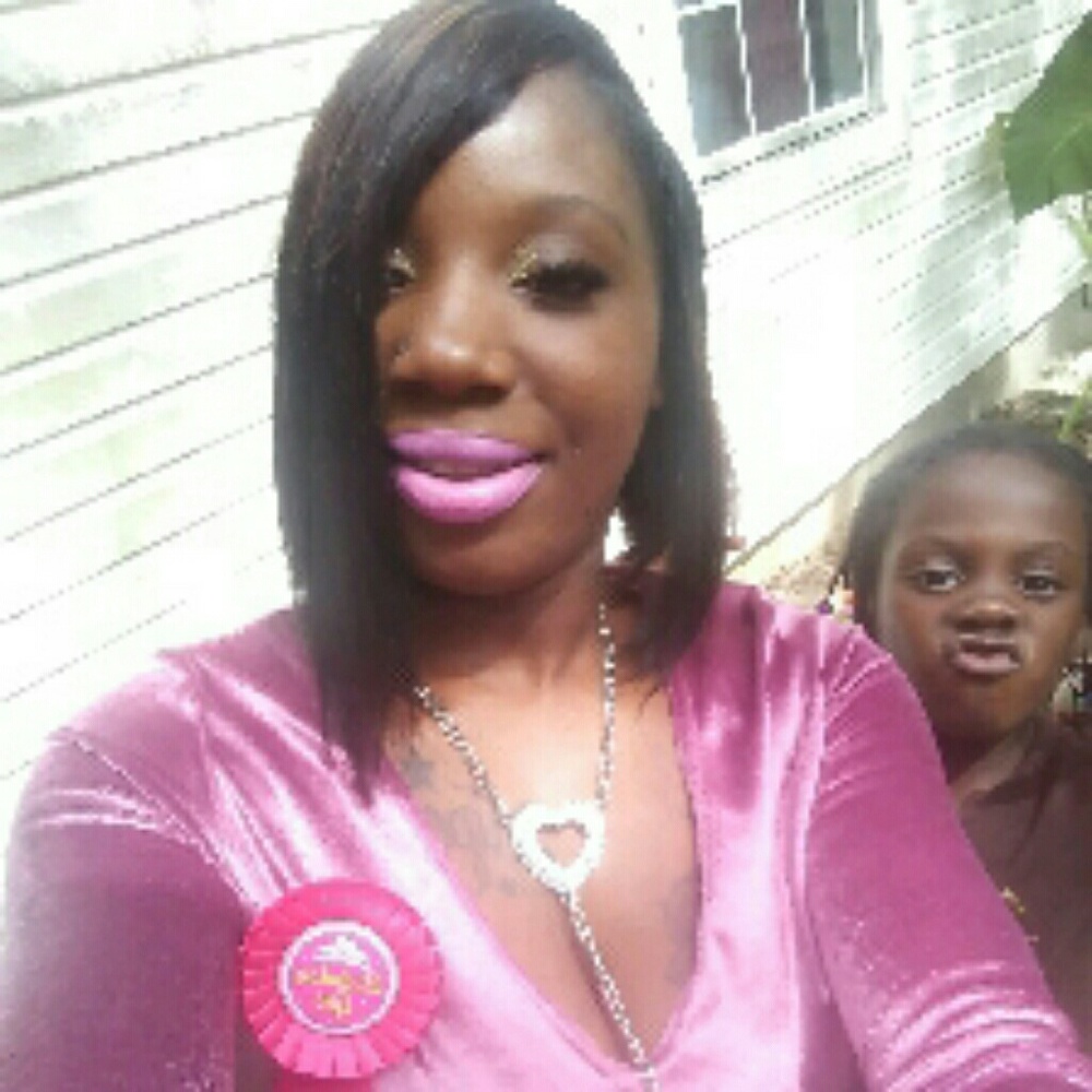 Meet your Posher, Nina