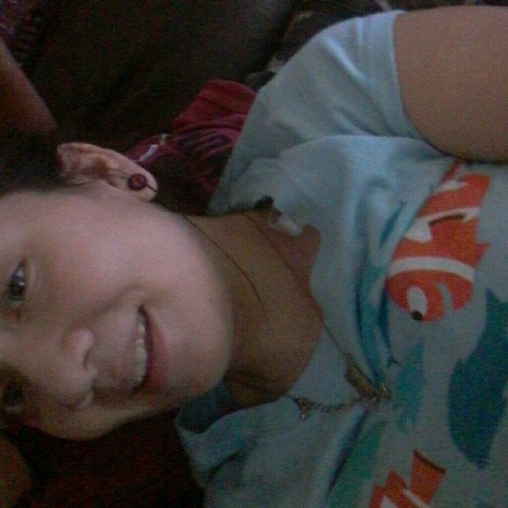 Meet your Posher, Danielle