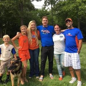 Meet your Posher, Briana