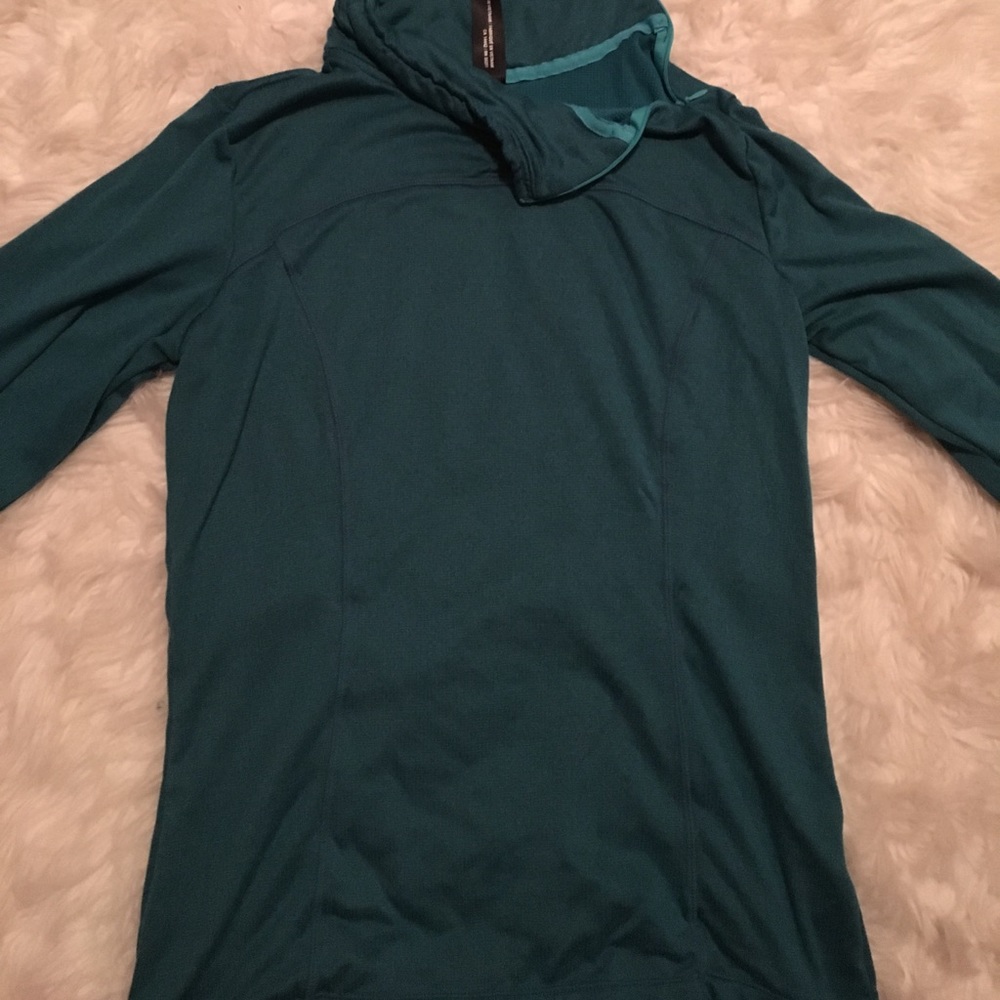 Mondetto athletic pullover