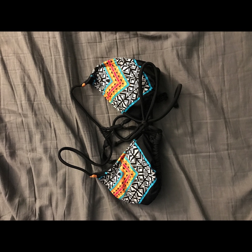 Rip curl bathing suit top
