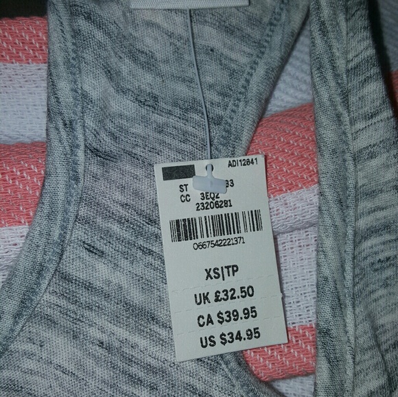 Pink sequences top - Picture 4 of 4