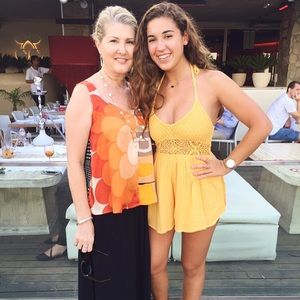 Meet your Posher, Sherry