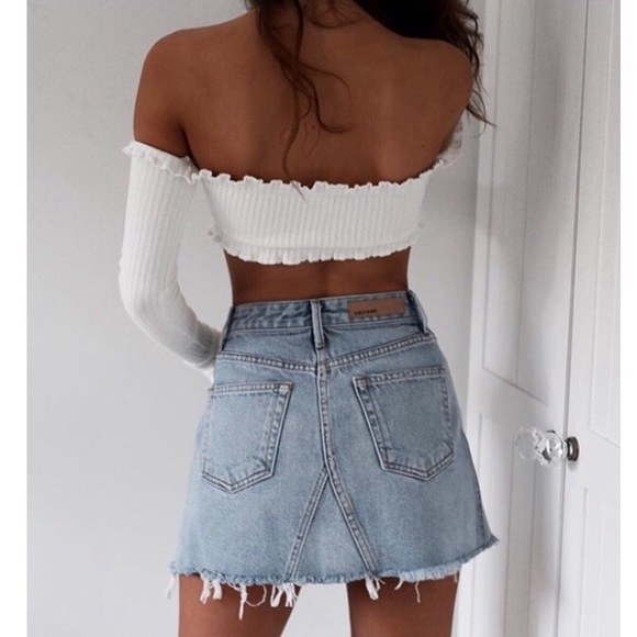 NEW! Crop Top Attached Sleeves - Picture 3 of 6