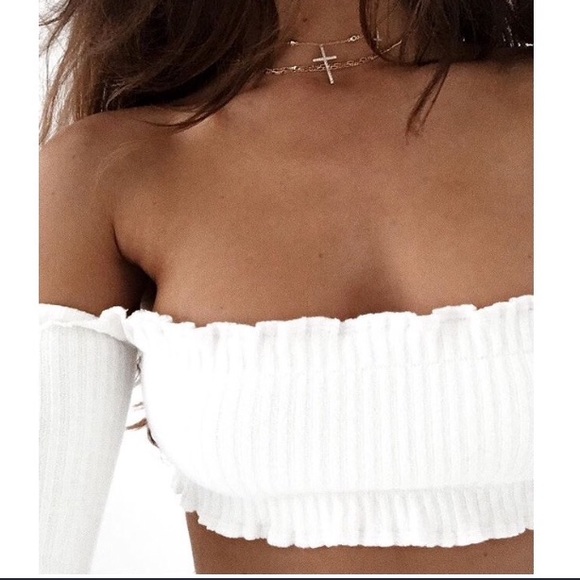 NEW! Crop Top Attached Sleeves - Picture 5 of 6