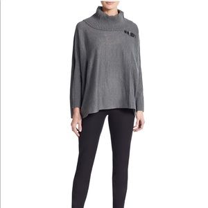 CALVIN KLEIN - SWEATER CAPE