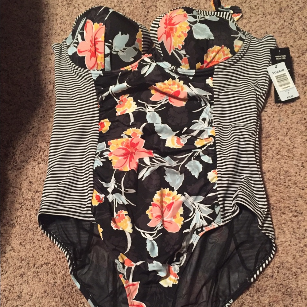 NWT Torrid Swimsuit