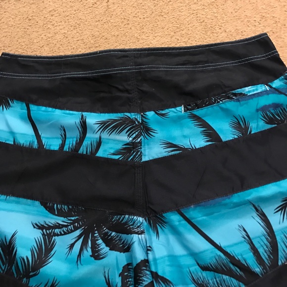 Joe boxer men's swim trunks - Picture 2 of 4