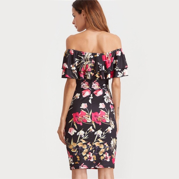 🌹Flounce Layered Neckline Floral Dress🌹 - Picture 2 of 6