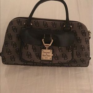 Dooney & Bourne