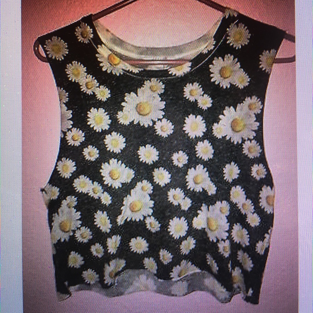 Delia's Daisy Shirt