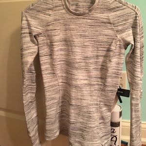 Lululemon long sleeve shirt