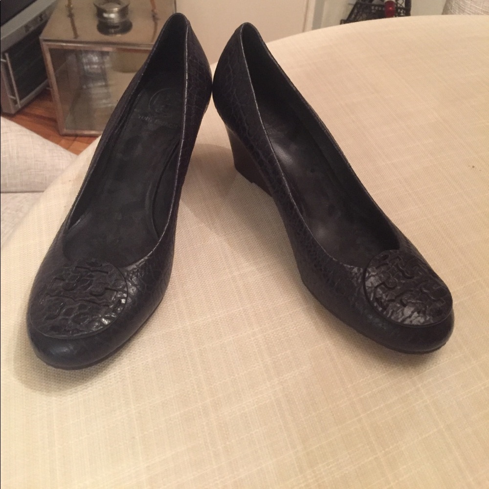 Tory Birch Wedge - navy blue leather