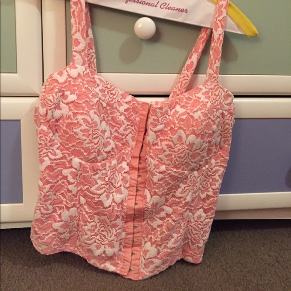 Tops - Corset-like crop top!!!!