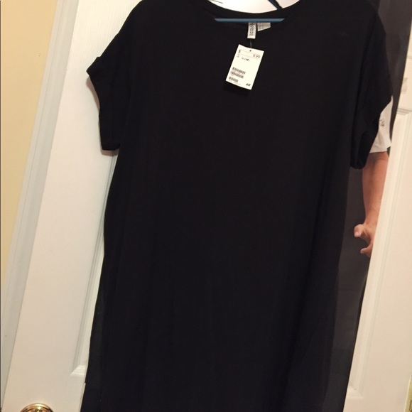 Dresses & Skirts - Black T-shirt dress