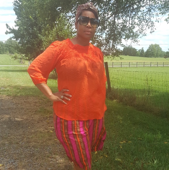 Meet your Posher, Mycal - Picture 2 of 6