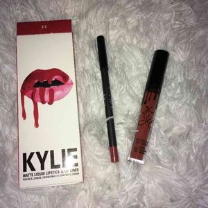 Kylie lip kit