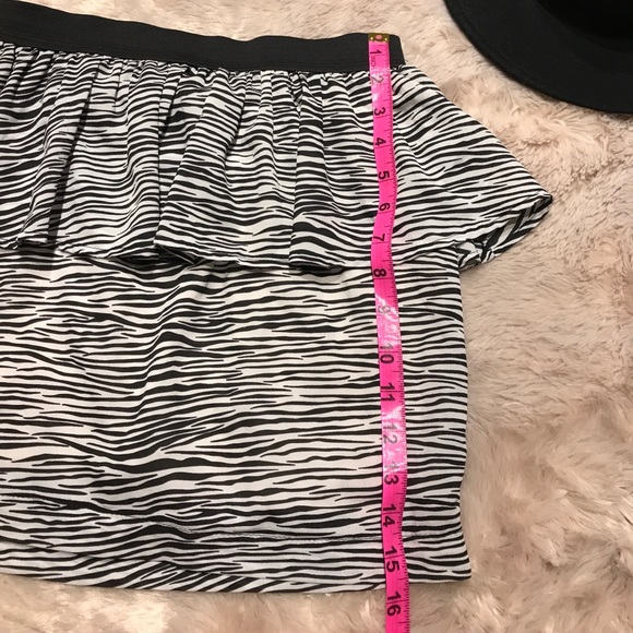 Zebra peplum mini skirt - Picture 4 of 4