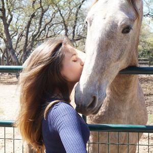 Meet your Posher, Sophia