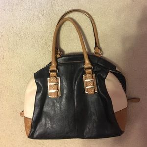 Aldo Purse