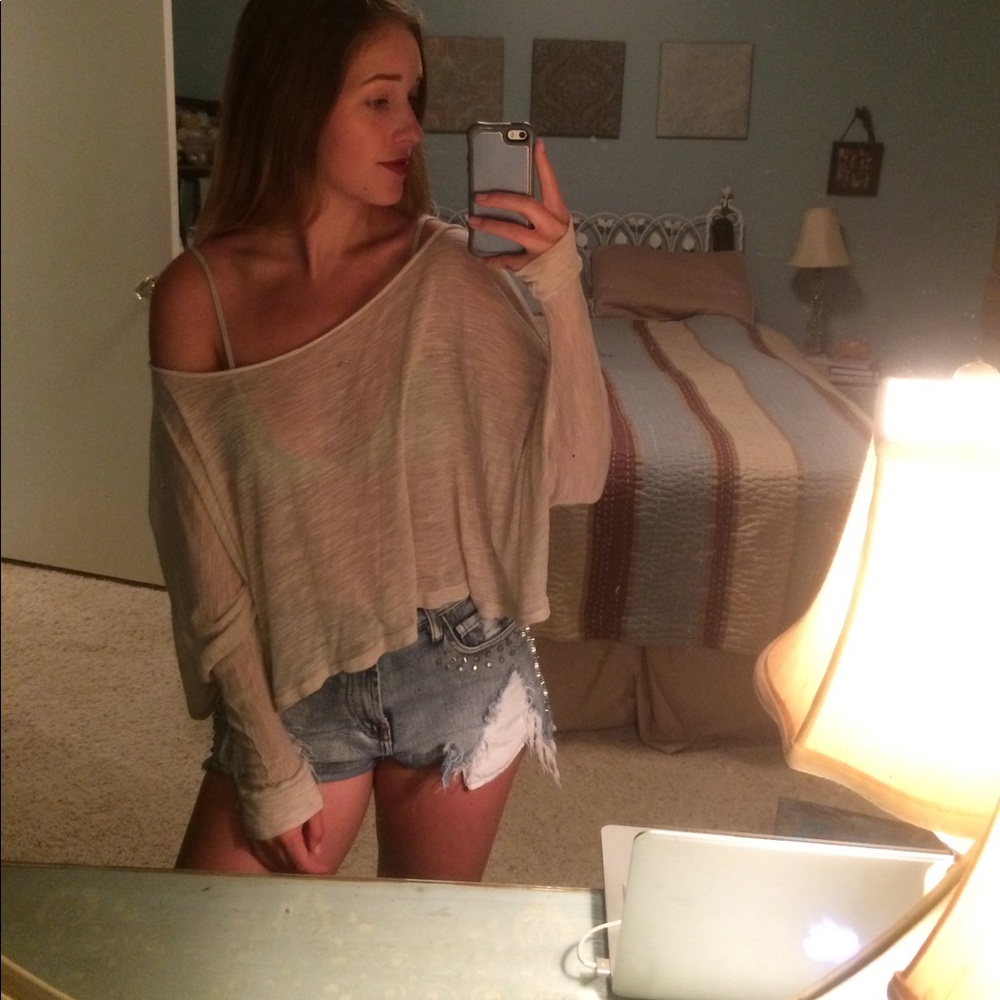 Long sleeve doleman top