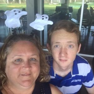 Meet your Posher, Caleb