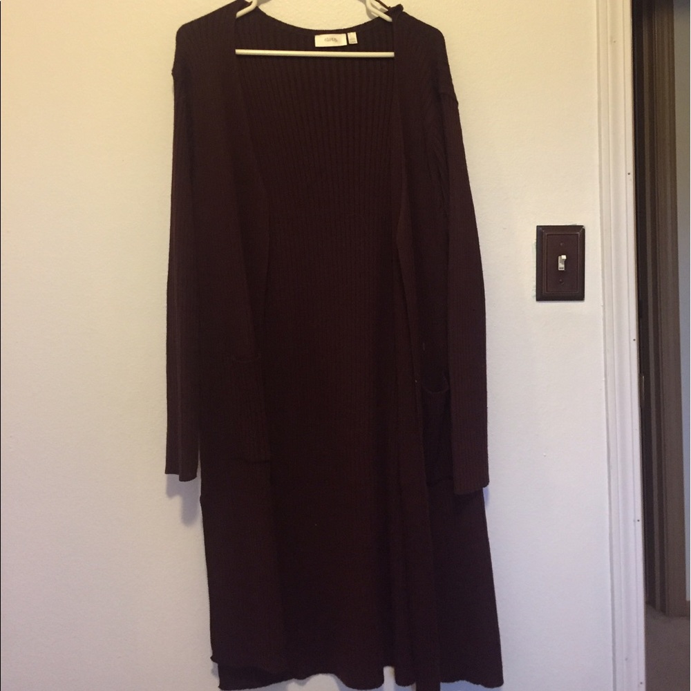Maroon thick Cardigan size Large