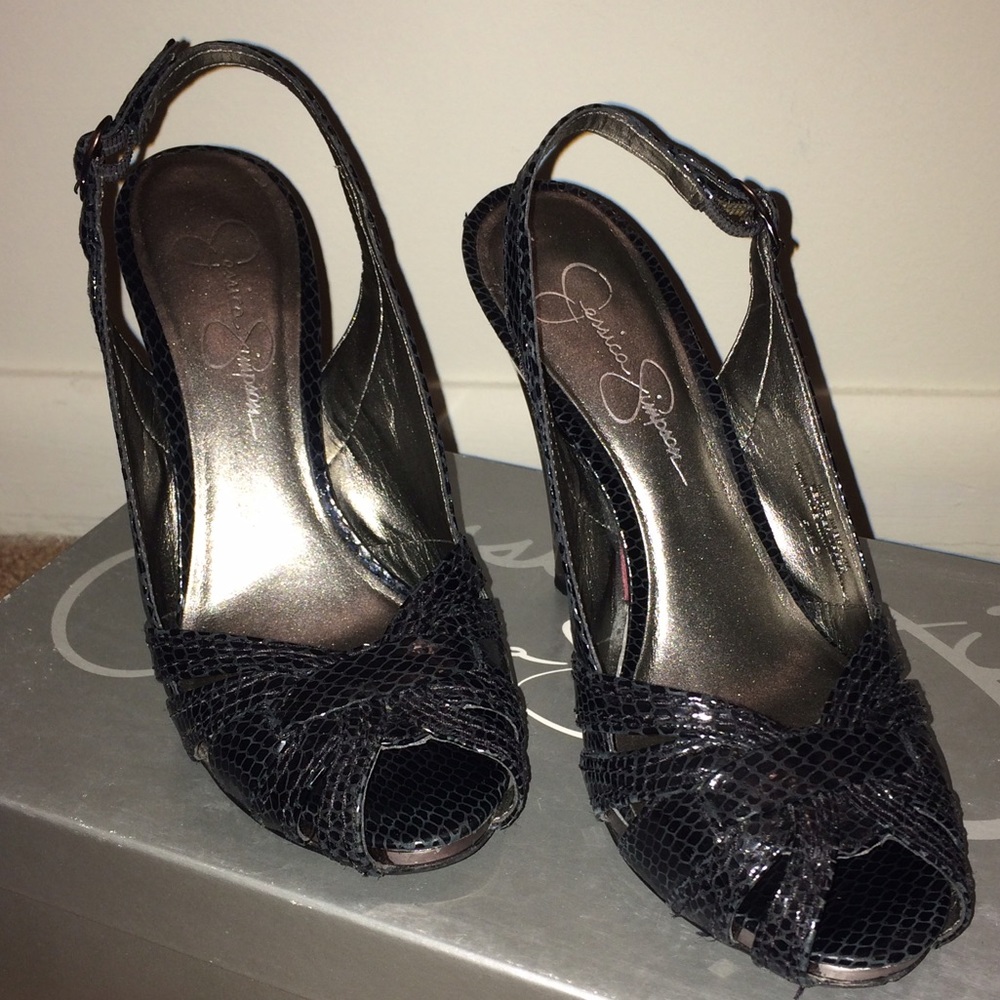 Jessica Simpson Black Patent Snake Slingback - 5.5