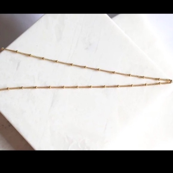Gold beaded choker - Picture 2 of 3