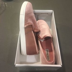 Steve Madden Velvet Slides