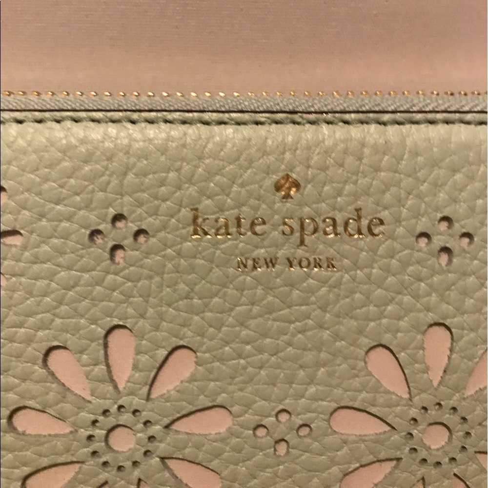 Kate Spade "Megan" wallet - Picture 2 of 4