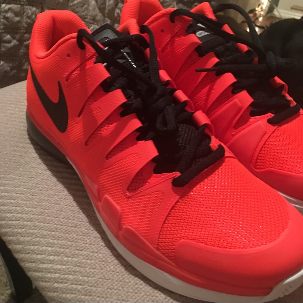 Nike Vapor Tour 9.5
