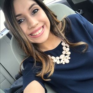 Meet your Posher, Carolina