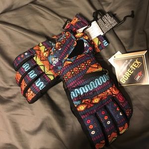 Burton Gore-tex womens snowboarding gloves