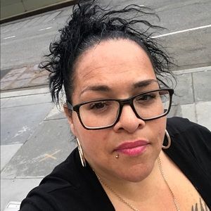 Meet your Posher, Ethan