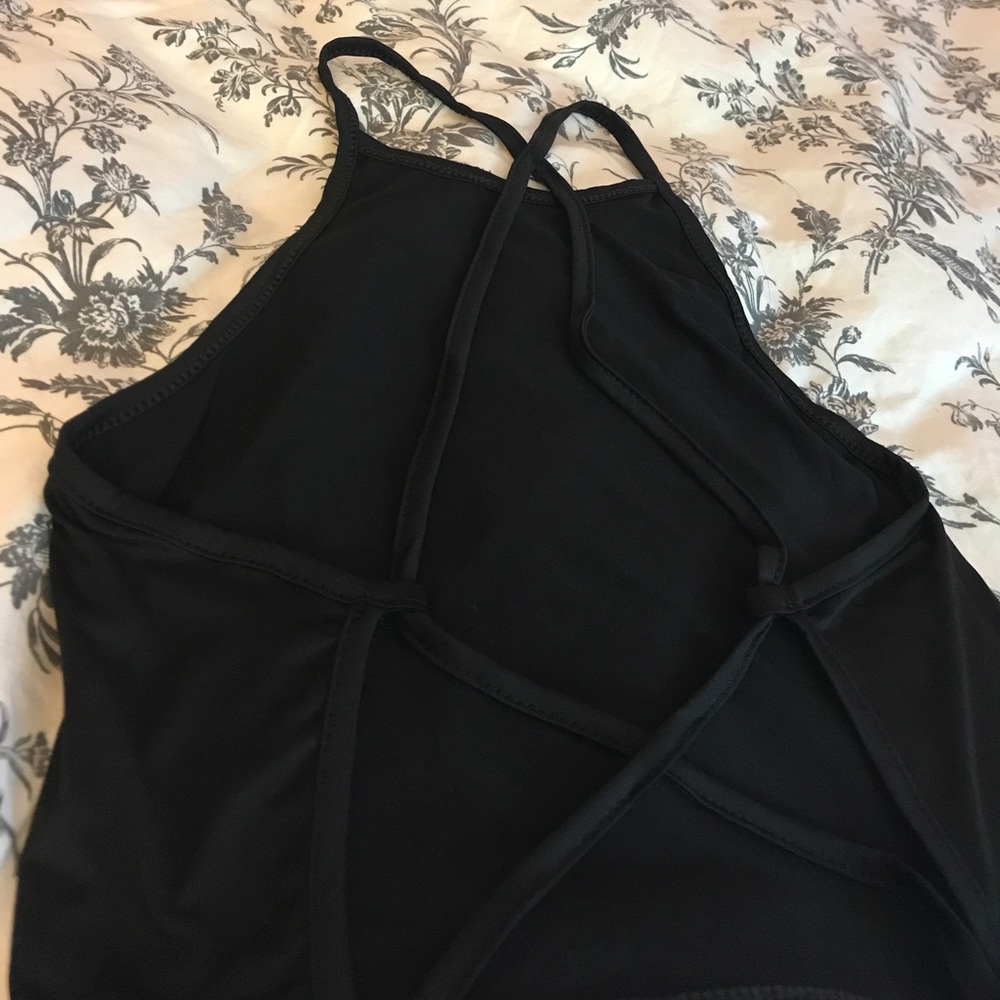 Black high neck cross strappy back halter tank - Picture 3 of 7