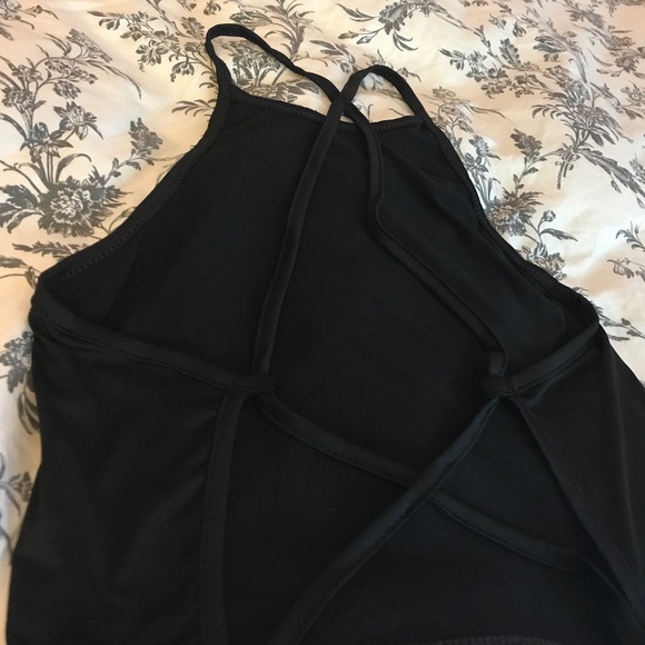 Black high neck cross strappy back halter tank - Picture 3 of 7