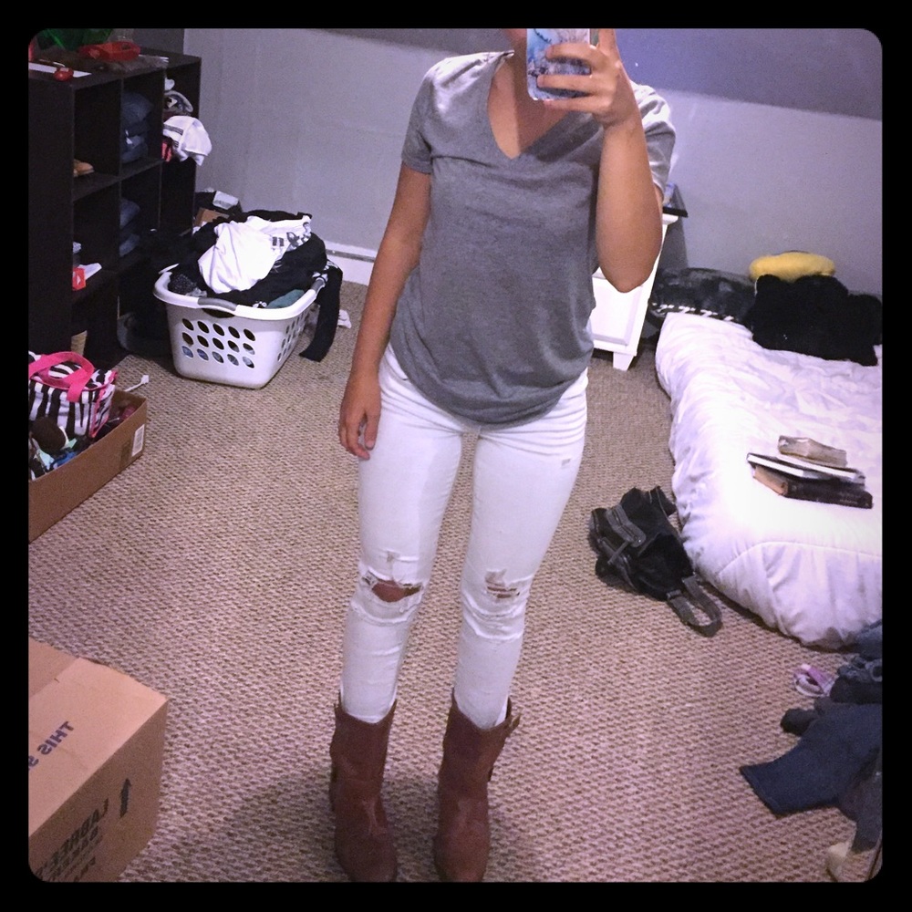White Cropped Jeggings from American Eagle!!!!