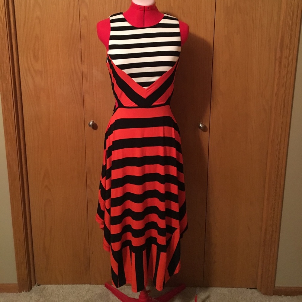 ModCloth Cutout Maxi Dress