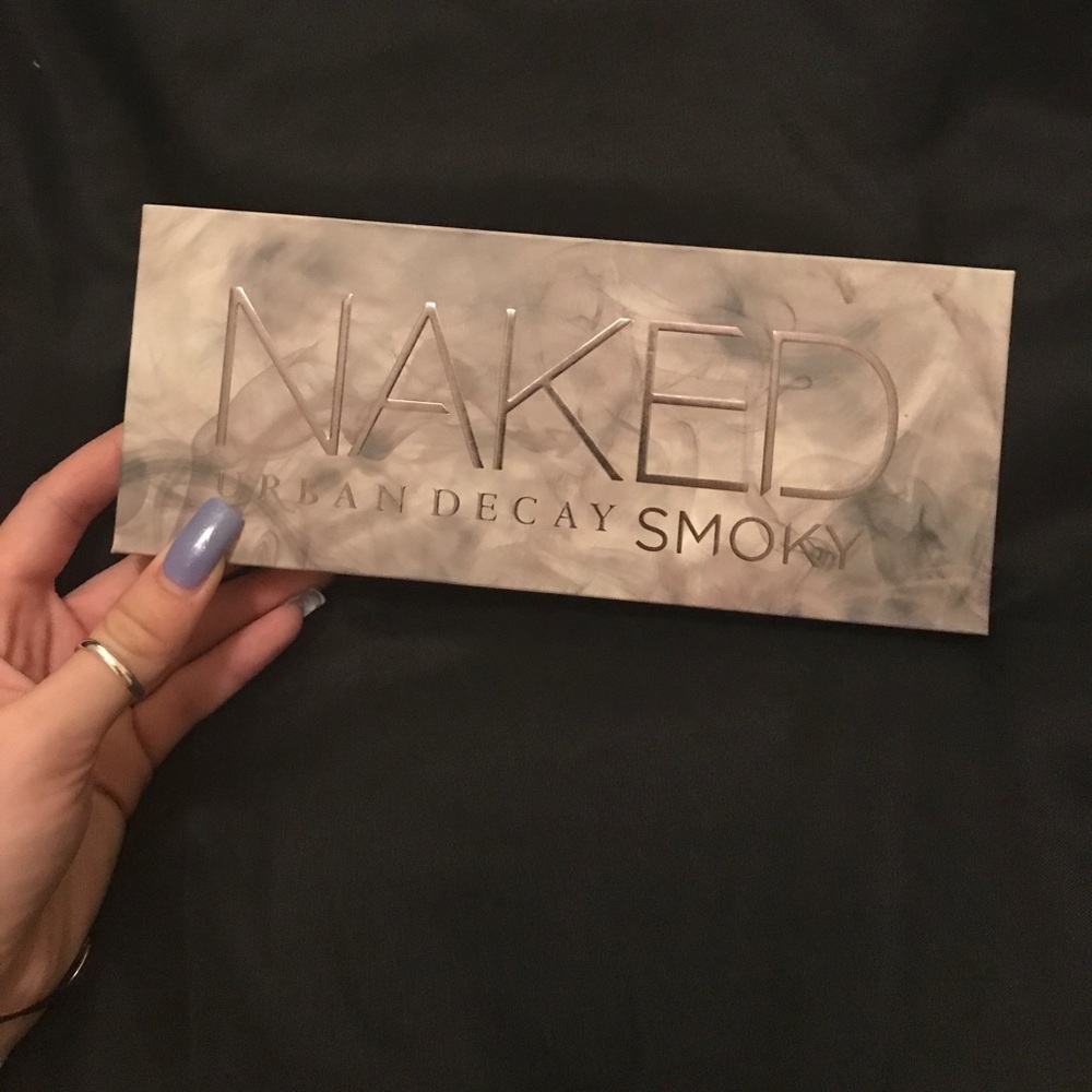 Urban Decay Smoky Palette
