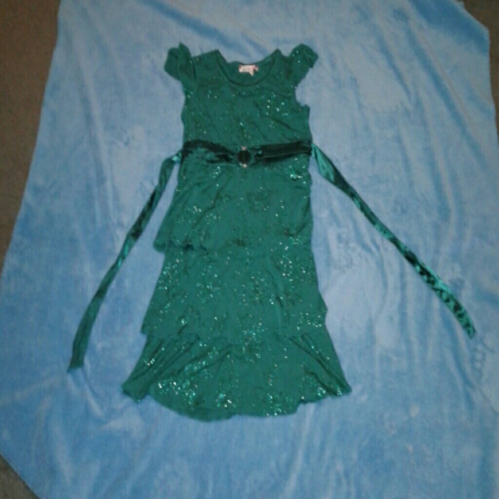Size 14 'Speeckless' Green gliter dress