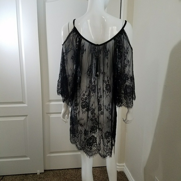 Lace Cold Shoulder Coverup - Picture 6 of 6