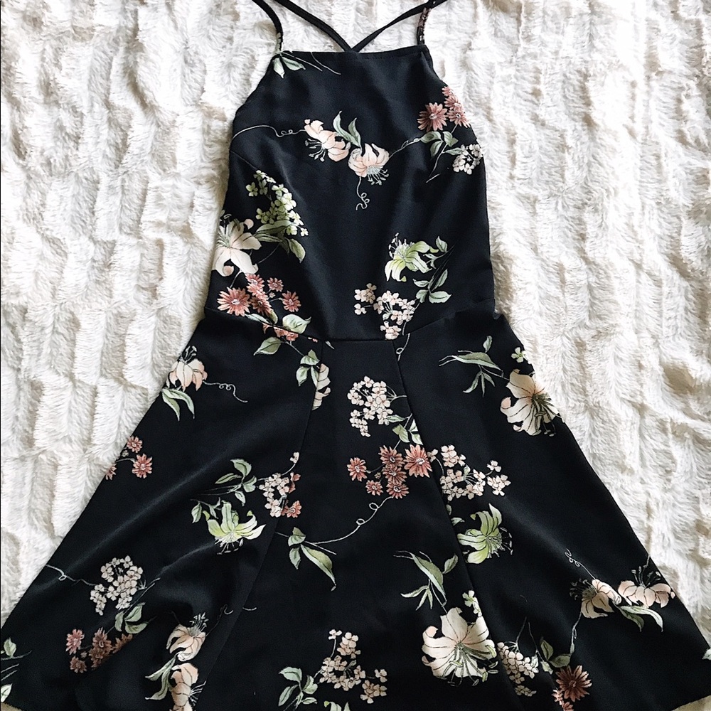 Rare Black Lily Kirsten Dress
