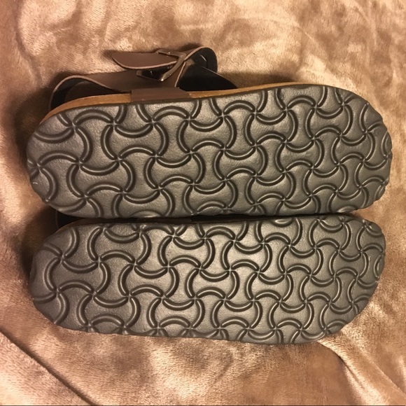 Birkenstock inspired sandals - Picture 3 of 3