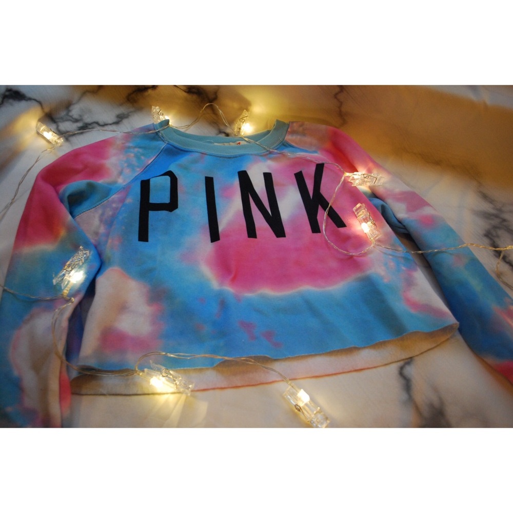 ❌SOLD❌ TIE-DIE CROP TOP