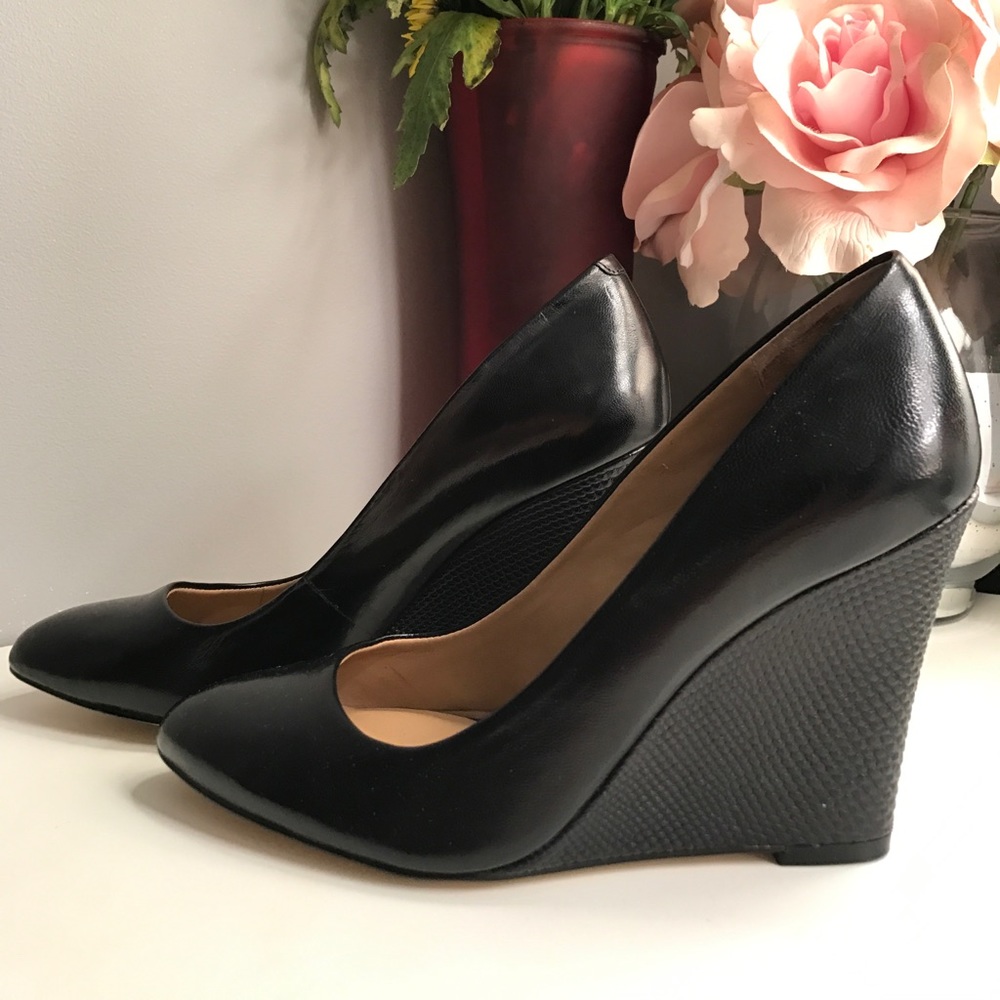 Ann Taylor Leather Wedges