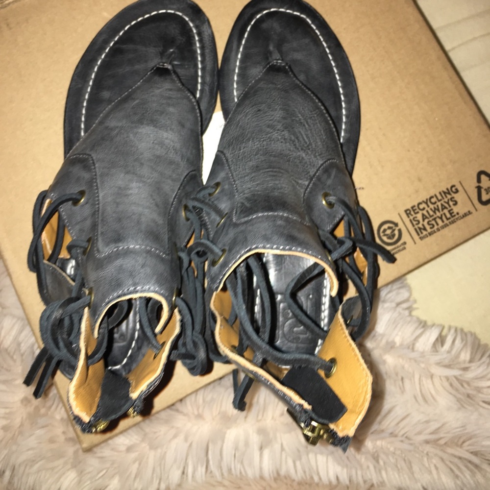 Distressed Boho Boot Sandals - Picture 1 of 4
