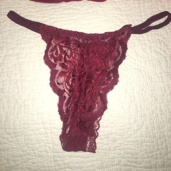 Maroon lacy nighty with matching thong panties - Picture 4 of 6